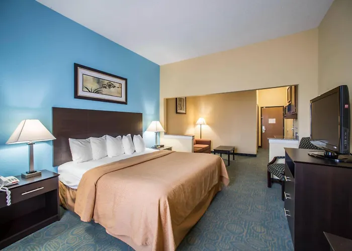 Quality Route 66 Hotel 4*