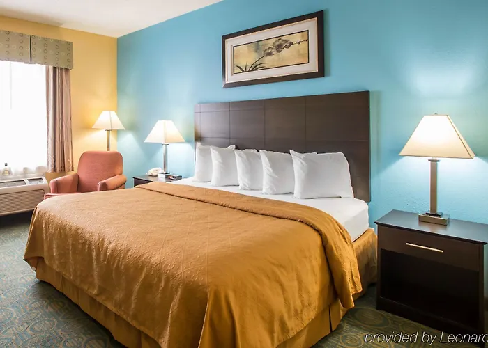 Quality Route 66 Hotel 4*